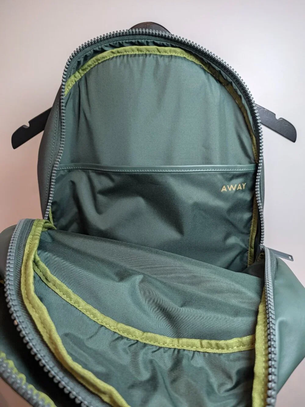 AWAY Active Backpack 26L - Color Forest Green EUC